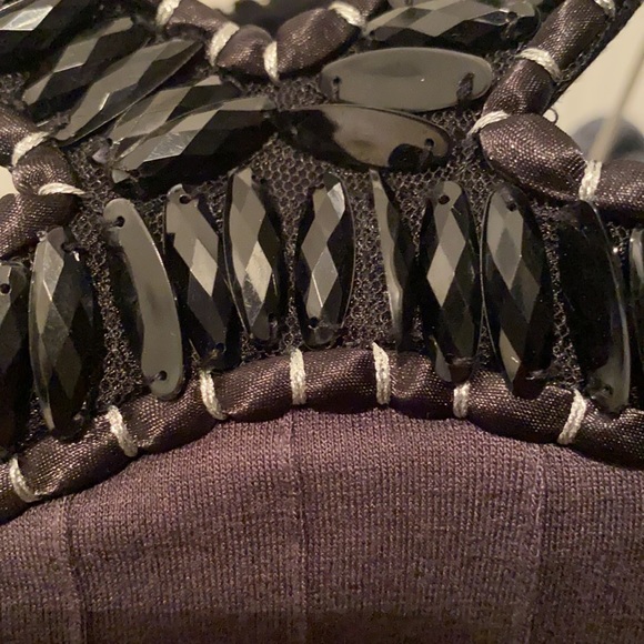 Express. Small. - Picture 2 of 3